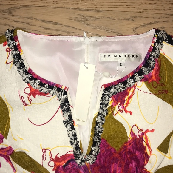 Dress - Picture 2 of 4